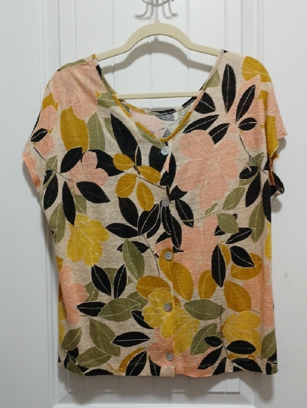 Women’s Floral Scoop Neck Top in Mustard & Peach - Picture 2 of 5